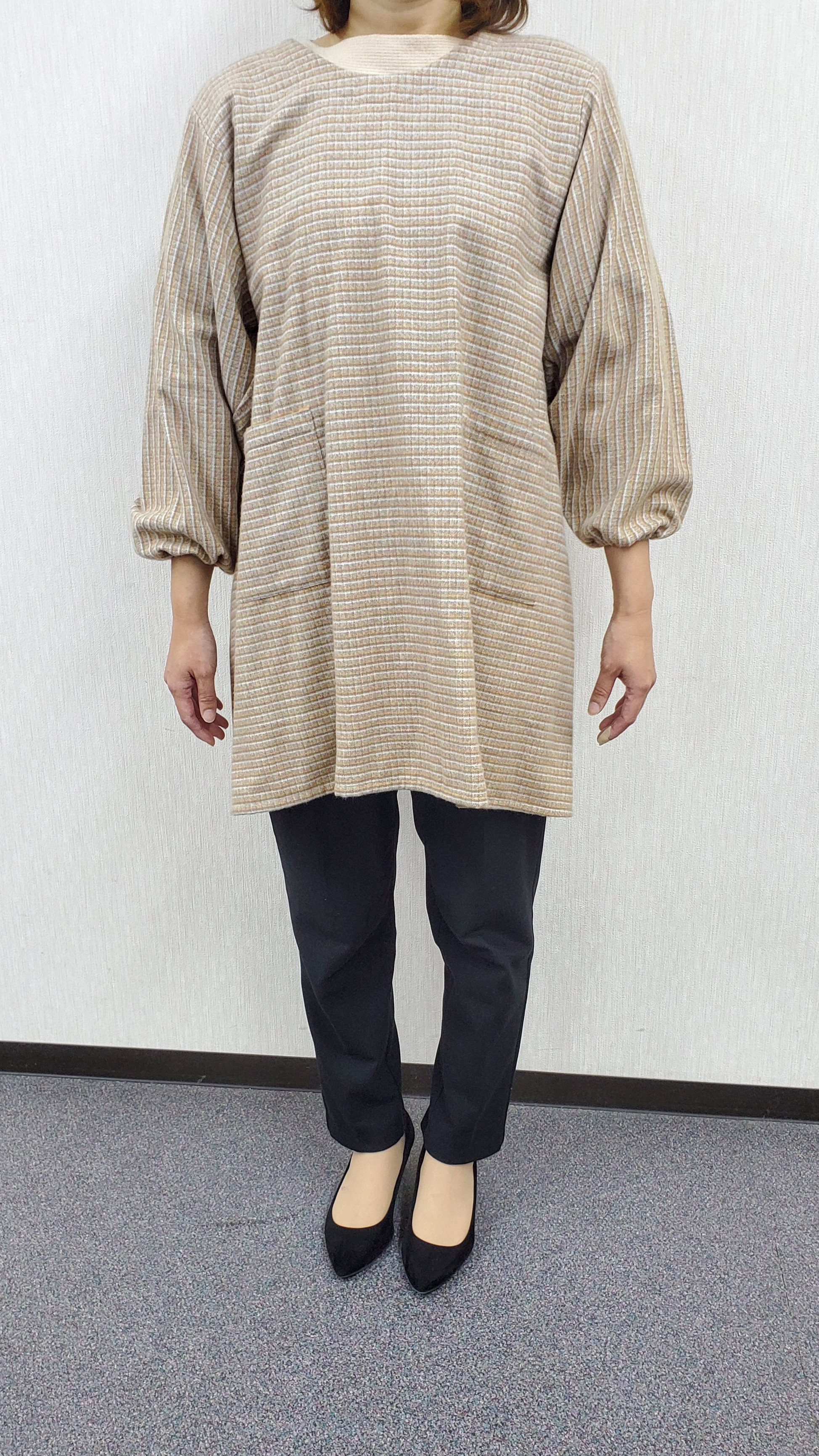 写真はベージュ①です。