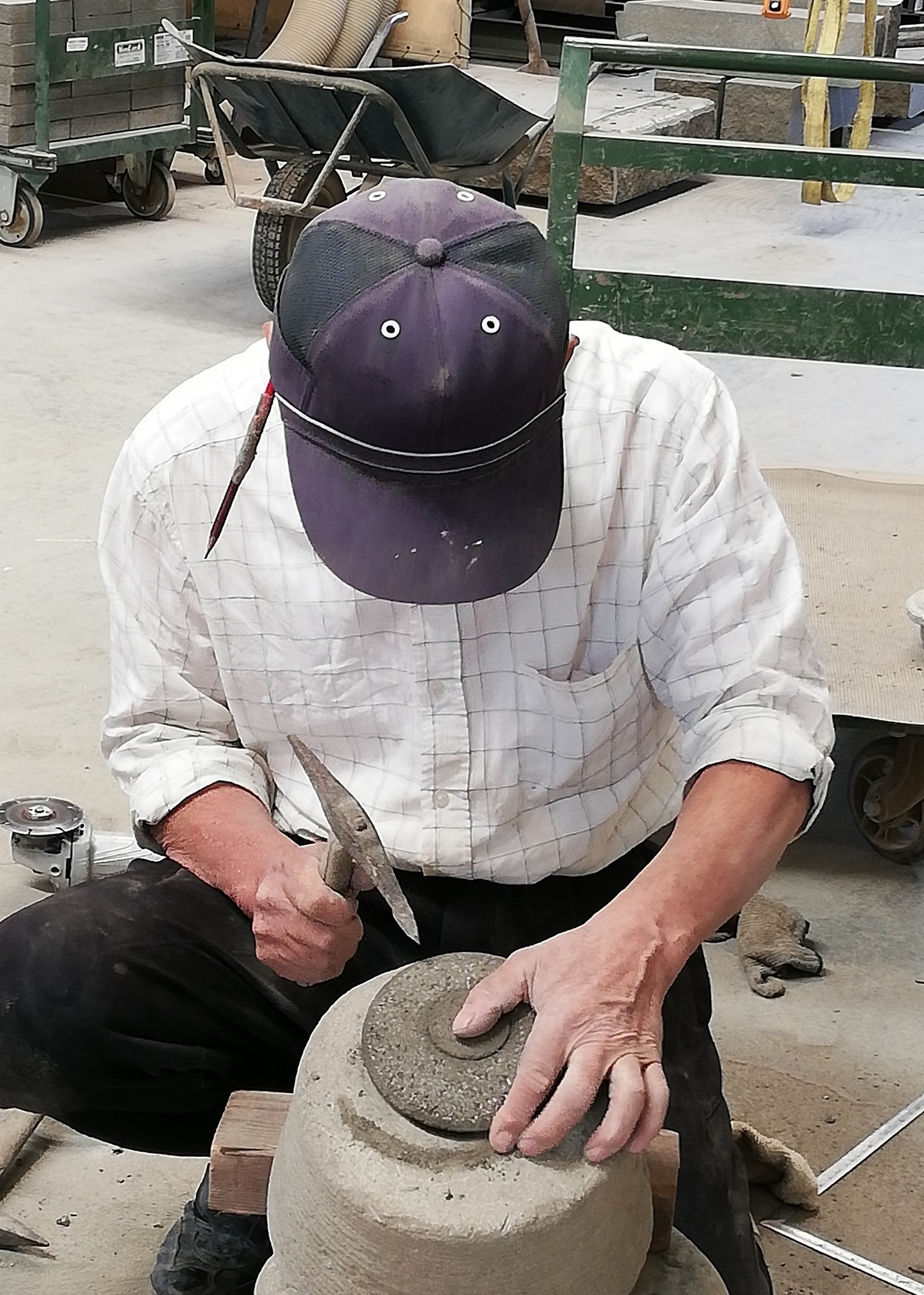 伝統石材 来待石 工芸品 庭 蹲 石 石灯篭 石灯ろう 垣根 玄関 庭 松江