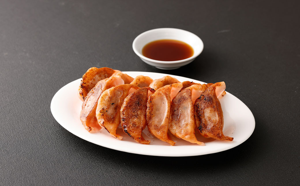 熊本 馬刺し 馬肉ぎょうざ 50個 馬肉ユッケ 100g (50g×2袋) セット 馬肉 餃子 ユッケ たれ