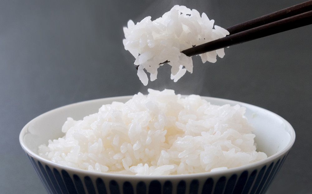 ツヤのある炊き上がり。お米の美味しさが存分に味わえます。