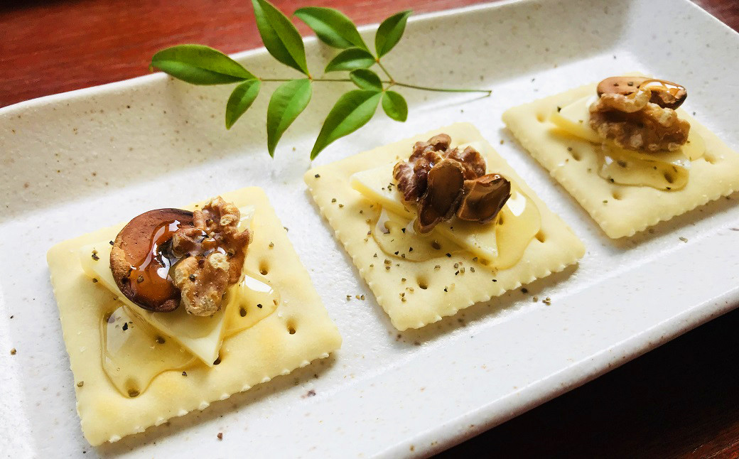 無添加＆非加熱にこだわったハチミツは自然そのもので贅沢な味わい