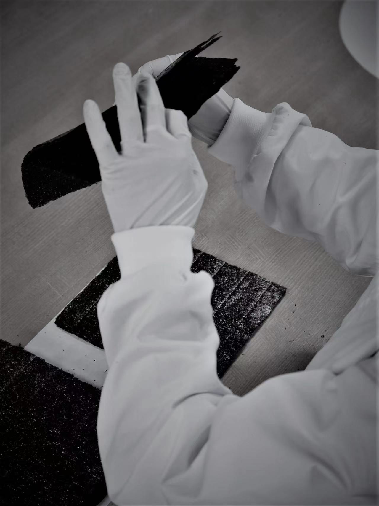 お召し上がりいただいた時、有明海苔の美味しさと、
温もりを感じて頂けるよう真心込めて一つ一つ製造させて頂きます