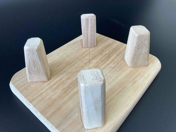 ※専用の台も手づくりです