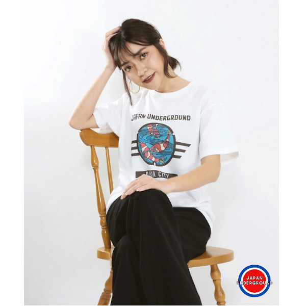 小千谷市マンホールデザインTシャツ!「紅白柄」の錦鯉が描かれたデザイン。