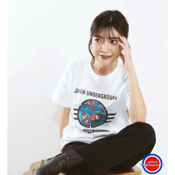 小千谷市マンホールデザインTシャツ!「紅白柄」の錦鯉が描かれたデザイン。