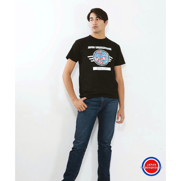 小千谷市マンホールデザインTシャツ!「紅白柄」の錦鯉が描かれたデザイン。