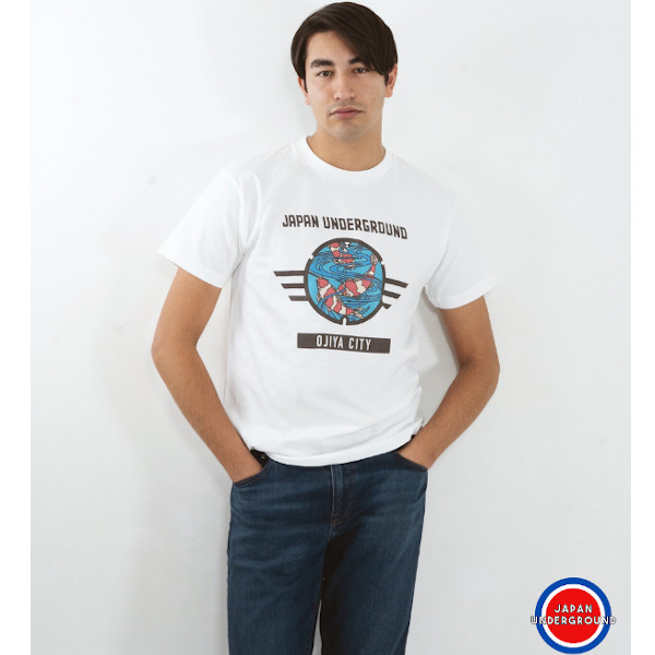 小千谷市マンホールデザインTシャツ!「紅白柄」の錦鯉が描かれたデザイン。