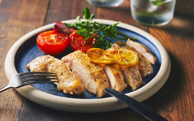 ※画像はイメージです。（ローストチキン）
　返礼品以外のものは含まれません。