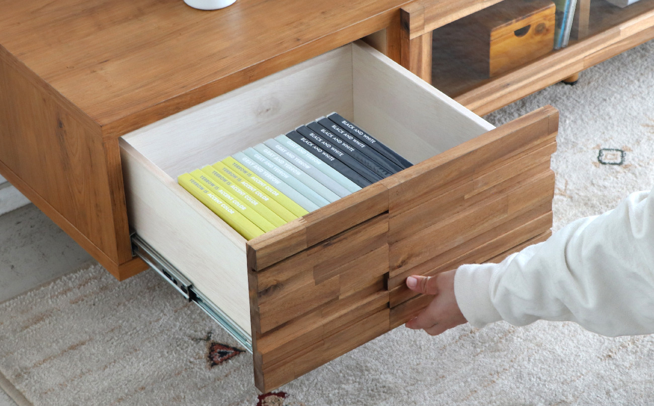 見せない収納の収納力も必見。※カーペット、小物等は返礼品に含まれません。