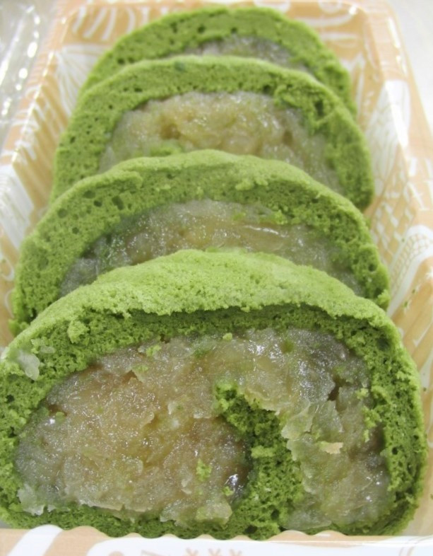 白いんげんや手亡豆(てぼうまめ)で作る白あんとは違う味わいを、ぜひお試しください。