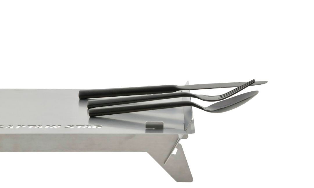 ソロテーブル、焚き火台の土台、ベンチ焚き火台の延長トレーとしても使用できるマルチテーブル