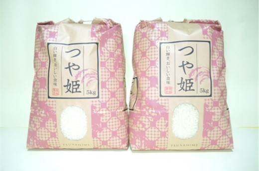 お米は専用の冷蔵庫で保管し、注文をいただいてから精米しています。つや姫は甘み、旨味が強く、冷めても美味しいのが特徴です。