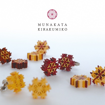 着用は白です。