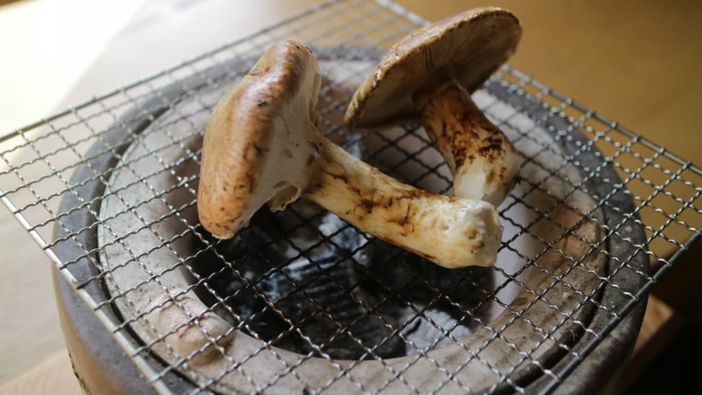 南相木村産マツタケの炭火焼