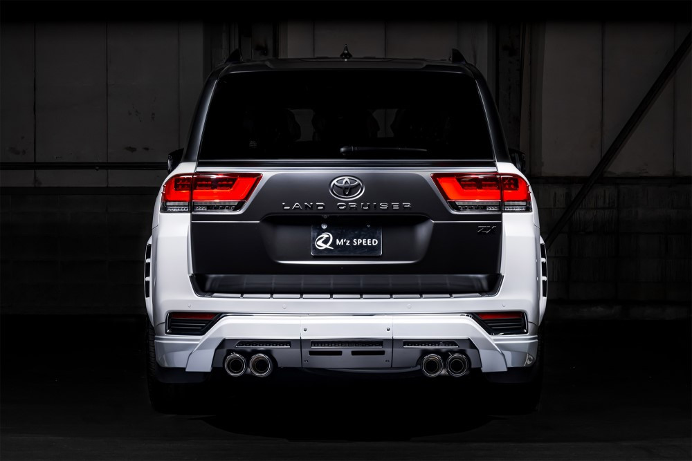 【トヨタ 300系 ランドクルーザー ZX】 ラヴライン リアアンダー スポイラー （AES製） 【つや消し ブラック仕様】