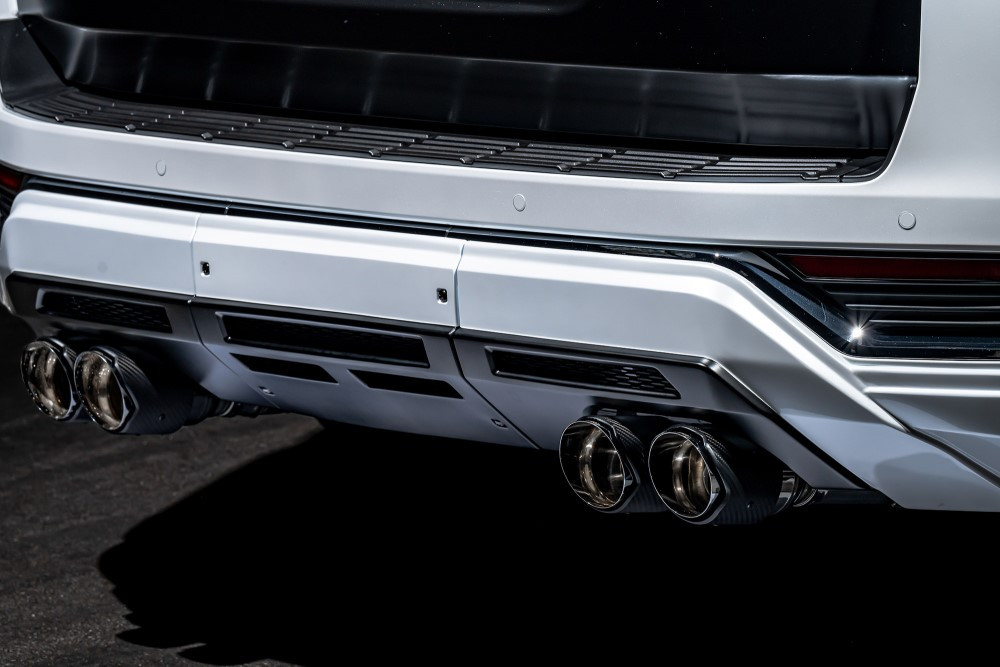 【トヨタ 300系 ランドクルーザー ZX】 ラヴライン リアアンダー スポイラー （AES製） 【つや消し ブラック仕様】