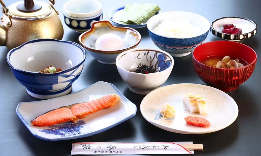 朝食は信州のお米の和定食（写真提供 株式会社リバティー）