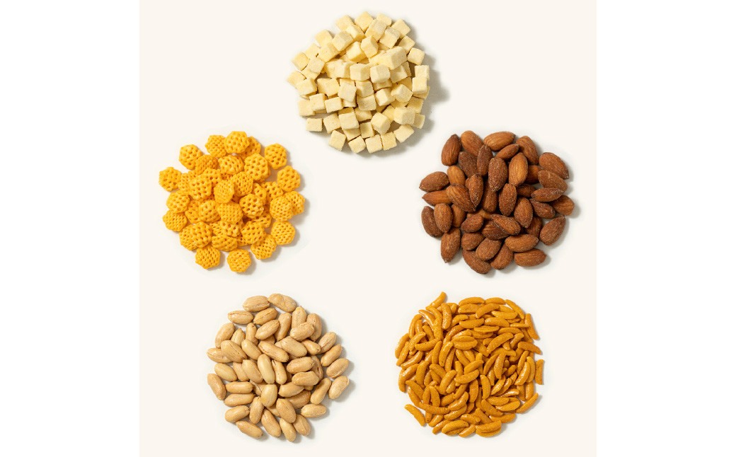 5種 の チーズ ミックスナッツ 1,425g (95g×15袋) 落花生 アーモンド 乾燥チーズ チャック付