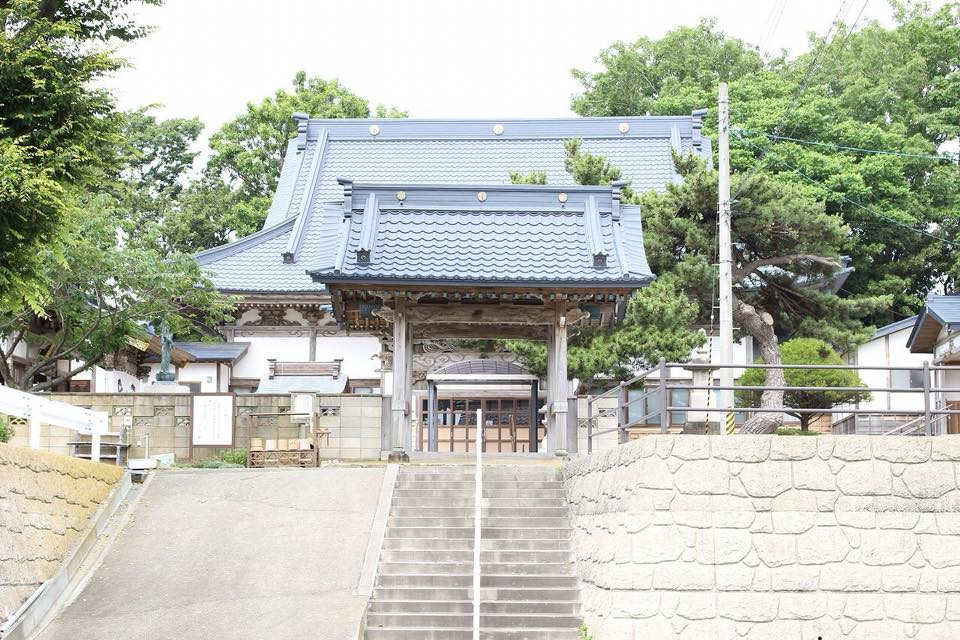長福寺　正面から