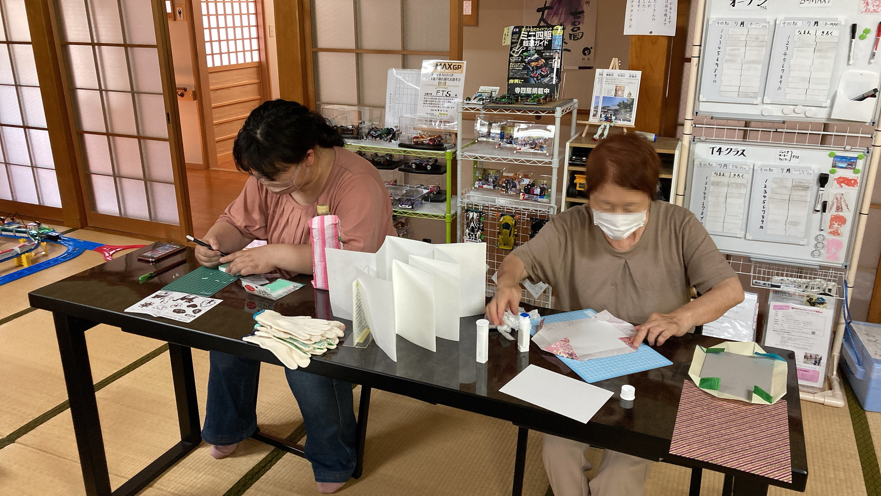 消しゴムはんこ、御朱印帳づくり体験