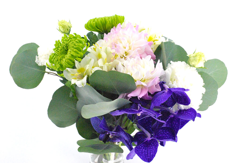 【12回定期便】★★★届いたら、いつもの花瓶に入れるだけ!簡単管理の おしゃれ ブーケ ♪初回 花瓶 付き、毎回延命剤付き!!