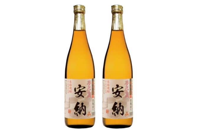 安納いもを原材料に、華やかな香りと程よい甘み、さわやかなのど越しで、軽い飲み口の焼酎です!