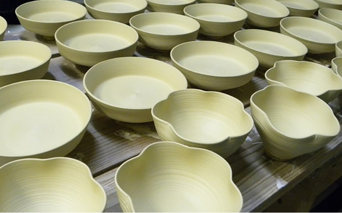 お届けしたいのは器だけではなく「使う楽しみ」です。