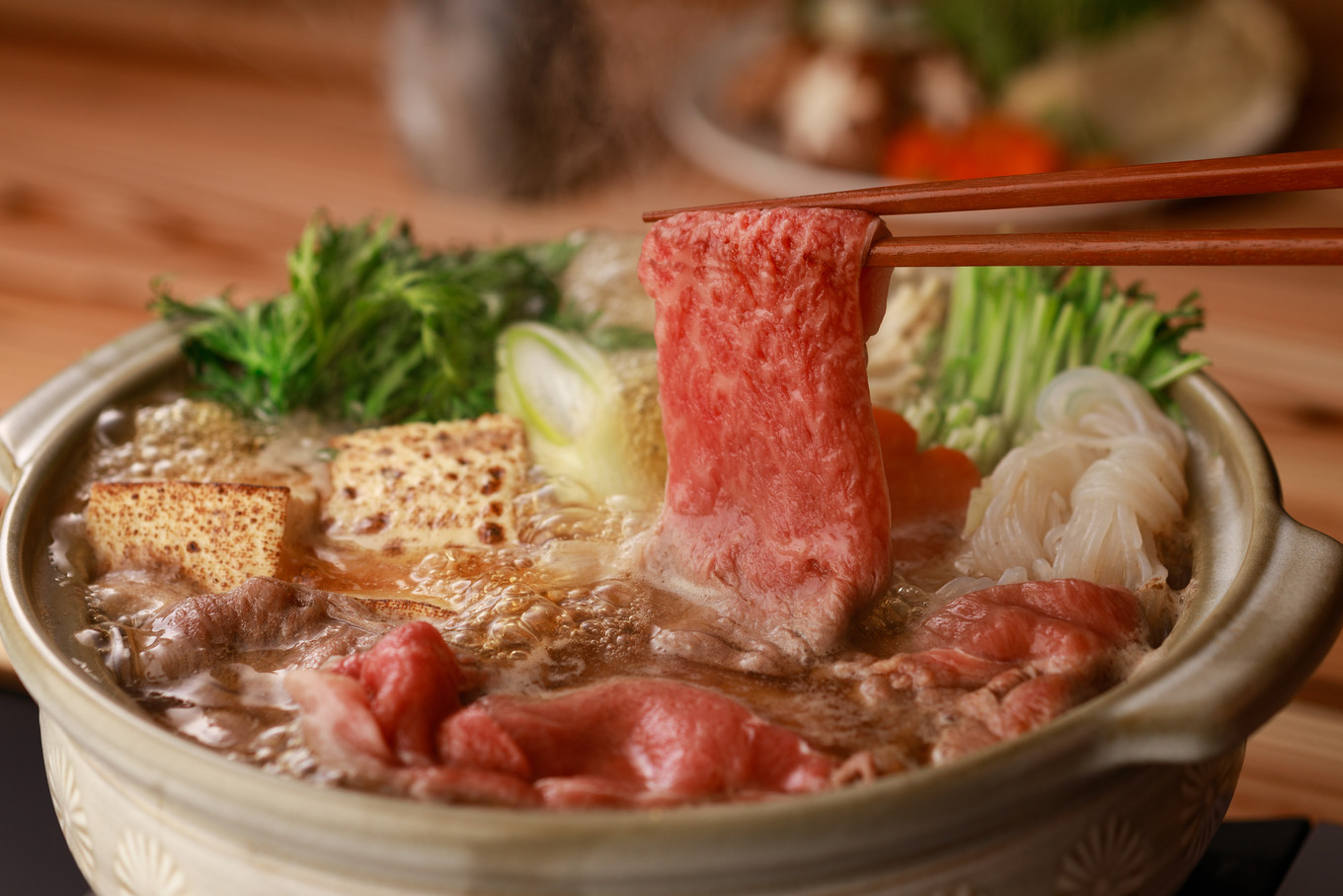 赤身スライス。すき焼きはもちろん、牛丼、野菜炒めなど様々なお料理に使っていただけます。