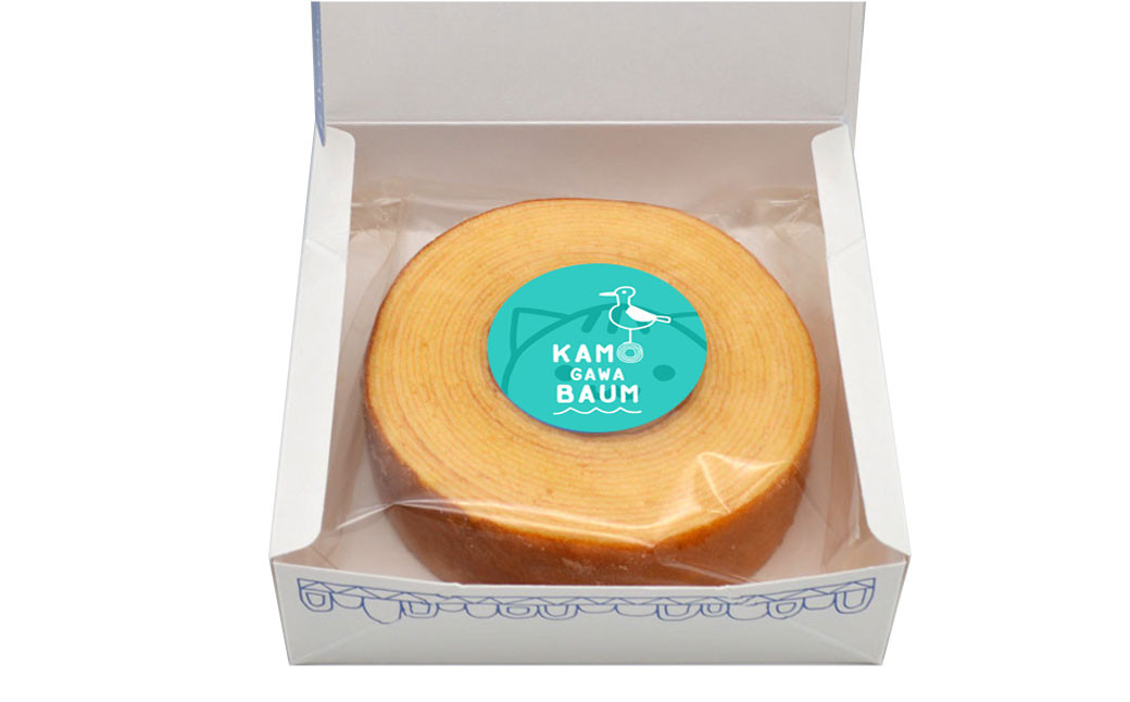 バウムのラベルは、ふるさと納税限定!ぴーにゃっつとカモバロゴがかわいいラベルです♪