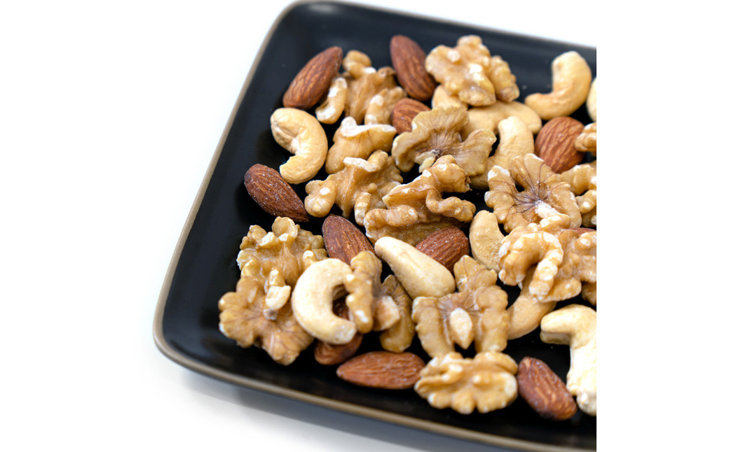 3種 の 食塩不使用 ミックスナッツ 1,530g (90g×17袋) チャック付 くるみ アーモンド カシューナッツ