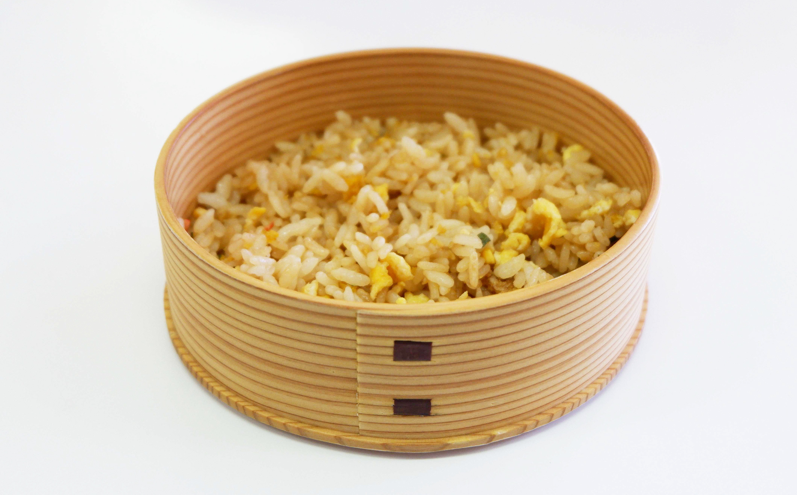 こちらは7年使用したお品となります。長くお使いいただけるお品物です！