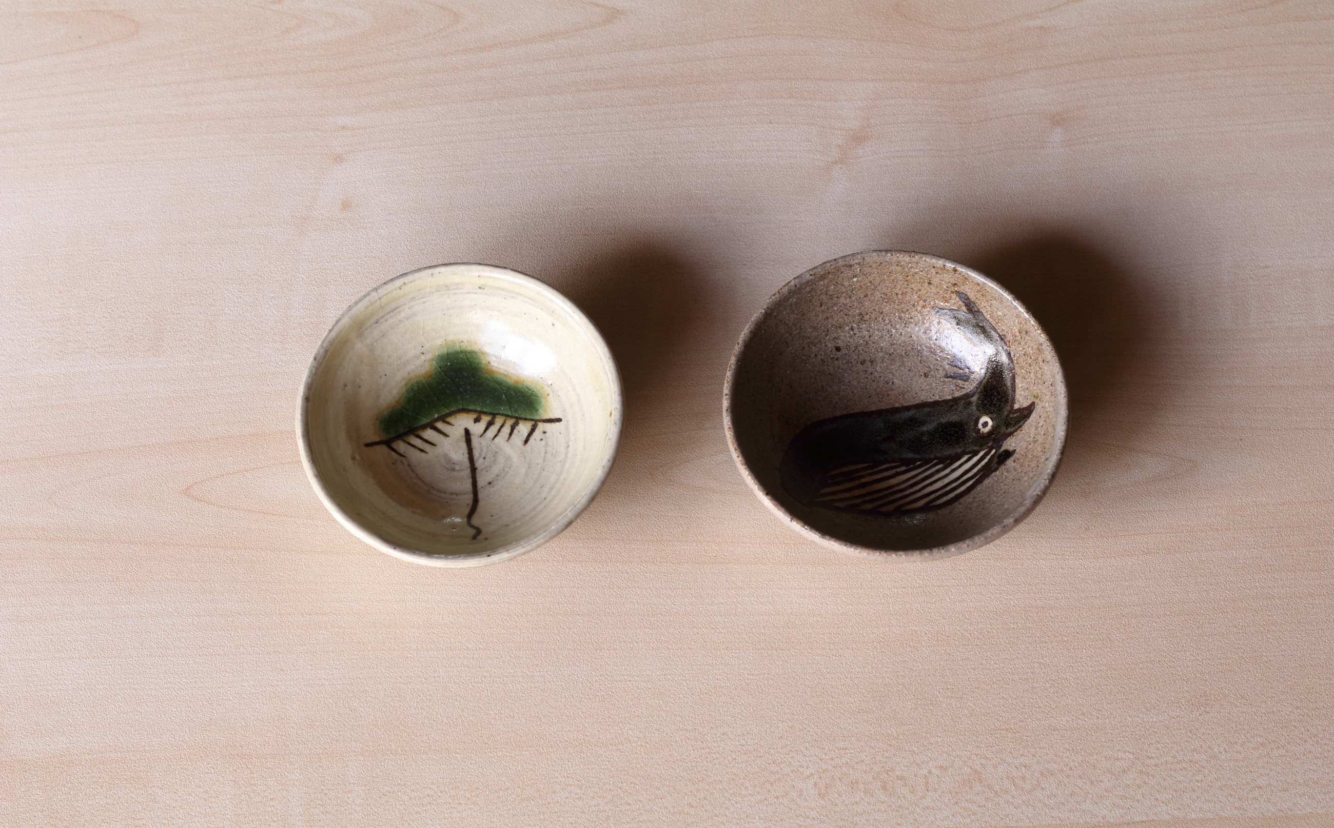 王天家窯 刷毛目松文盃と絵唐津鯨文盃