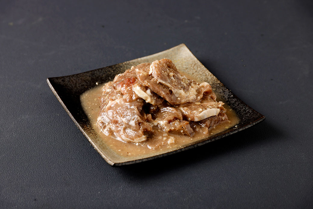 秘伝の塩タレ漬け熟成 やわらか厚切り牛ハラミ 合計約2.5kg (500g×5袋)