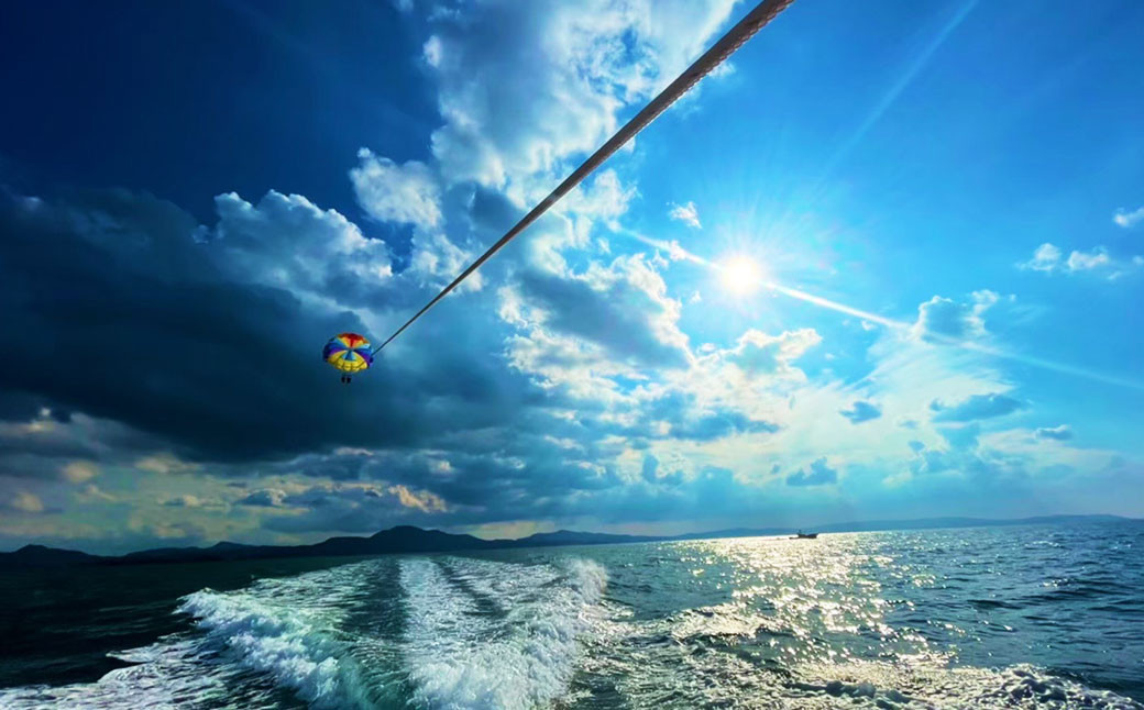 【3月～11月体験実施】上天草の海を空中散歩！ パラセーリング 体験チケット (ロープ50ｍプラン) 1名様