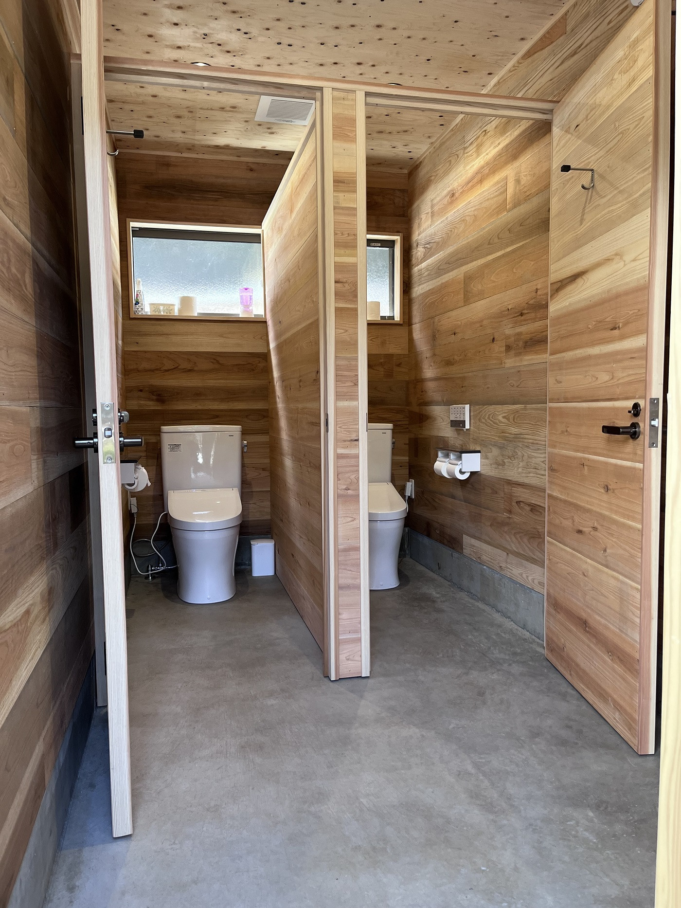 YANBY OUTDOOR FIELDキャンプ場 施設内2