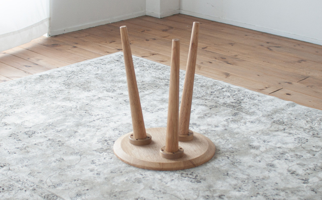 オーク材のサイドテーブル 40cm 高さを選べます。