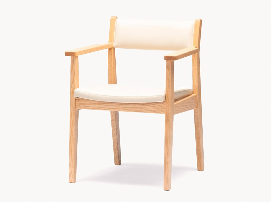 ※画像はオーク材です。当返礼品はウォールナット材でお届けいたします。オーク材に変更も可能です。