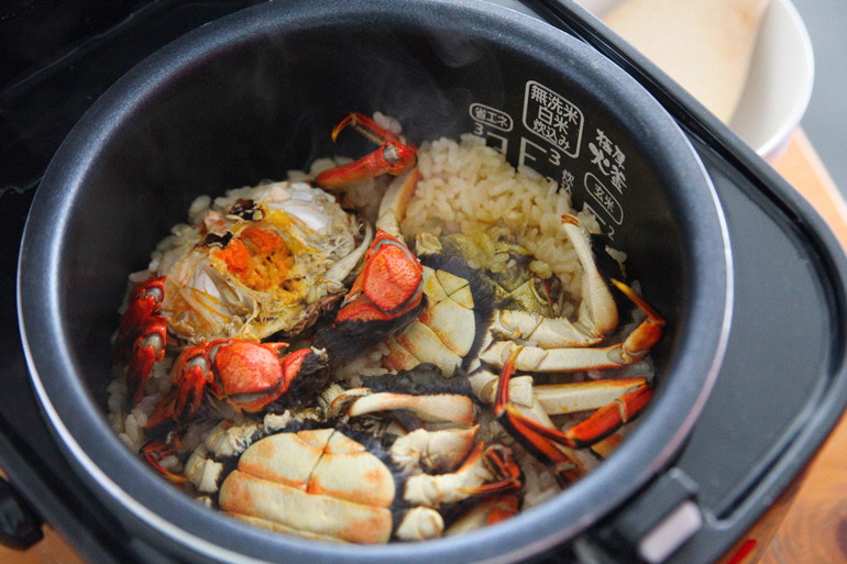 【訳あり：期間限定】天然活きモクズガニ 【小サイズ】 約1.5kg （15匹～22匹 オス・メス混合）