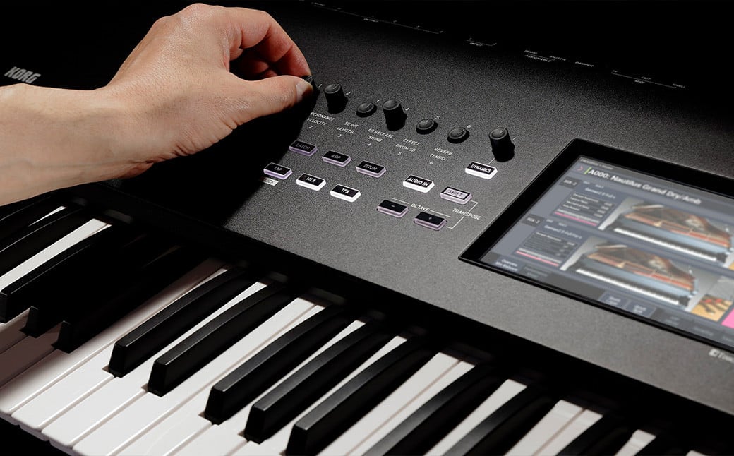 繊細な表現を可能にするダイナミックス・ノブ/サウンドを変化させるRTノブ