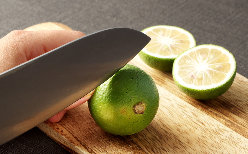 有機 JAS 認証 かぼす青果 2kg ( 箱入り )	