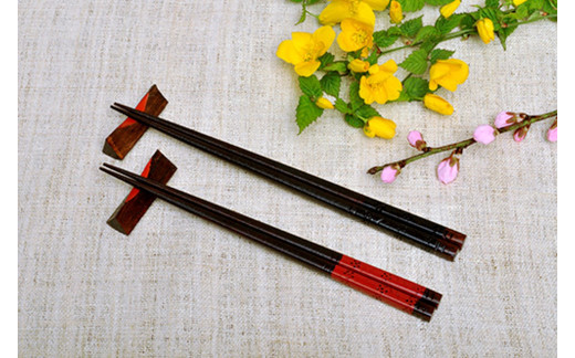 手にするたび、心ほころぶおはしです