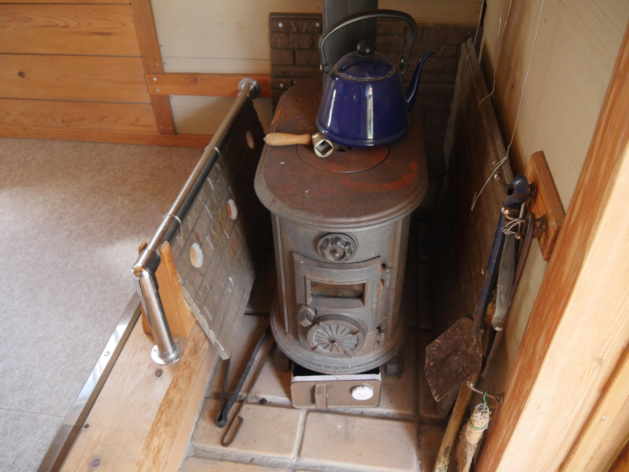 【1日1組限定】ロッジ風農家民宿「ともしび」ペア宿泊券（素泊まり）