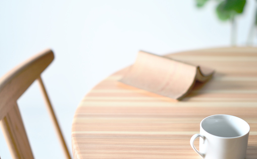 ラウンドYENテーブル110 こころ和む丸いダイニングテーブル 杉材 浮造り加工 円テーブル