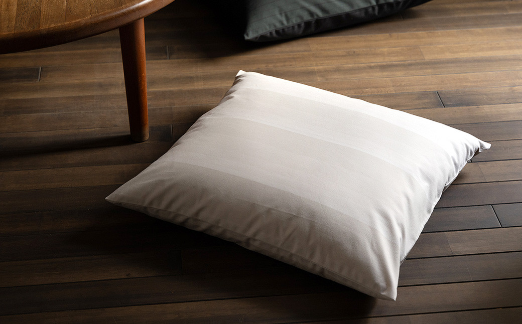 <KUMASHIMA> 小座布団カバー（38×40cm）無伴奏 白