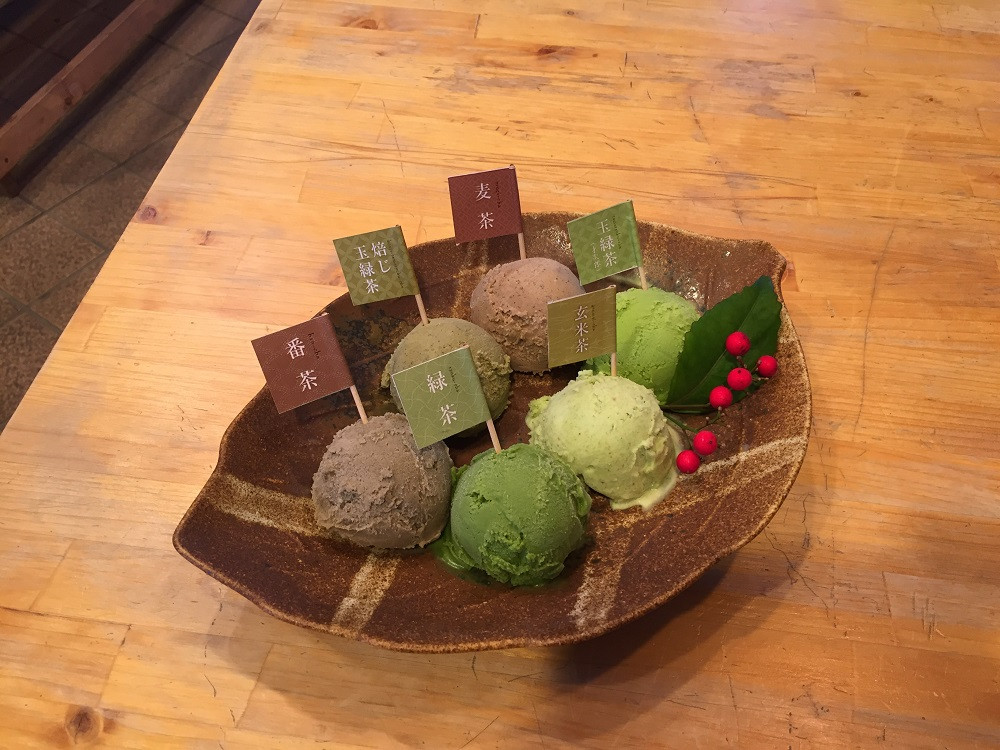 カフェ「ラムネmilk堂」人気のアイスクリーム