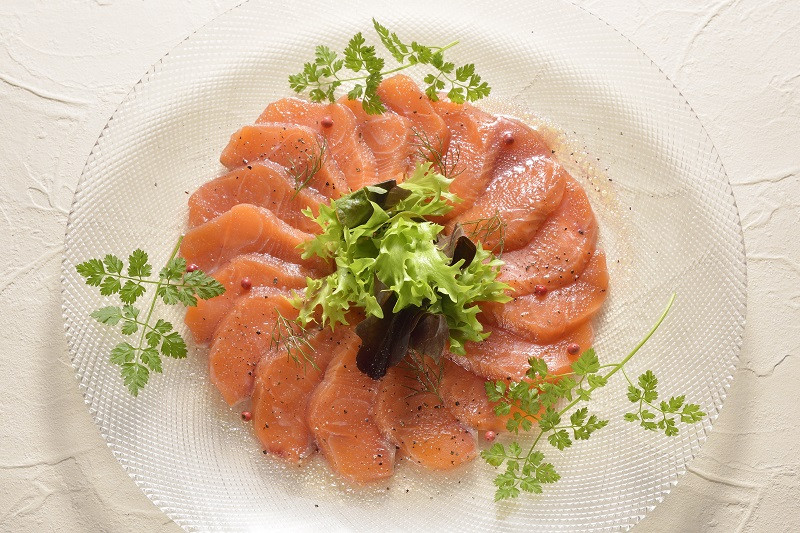 北海道池田町より大人気の国産ドナルドサーモン(生食用)が新登場!