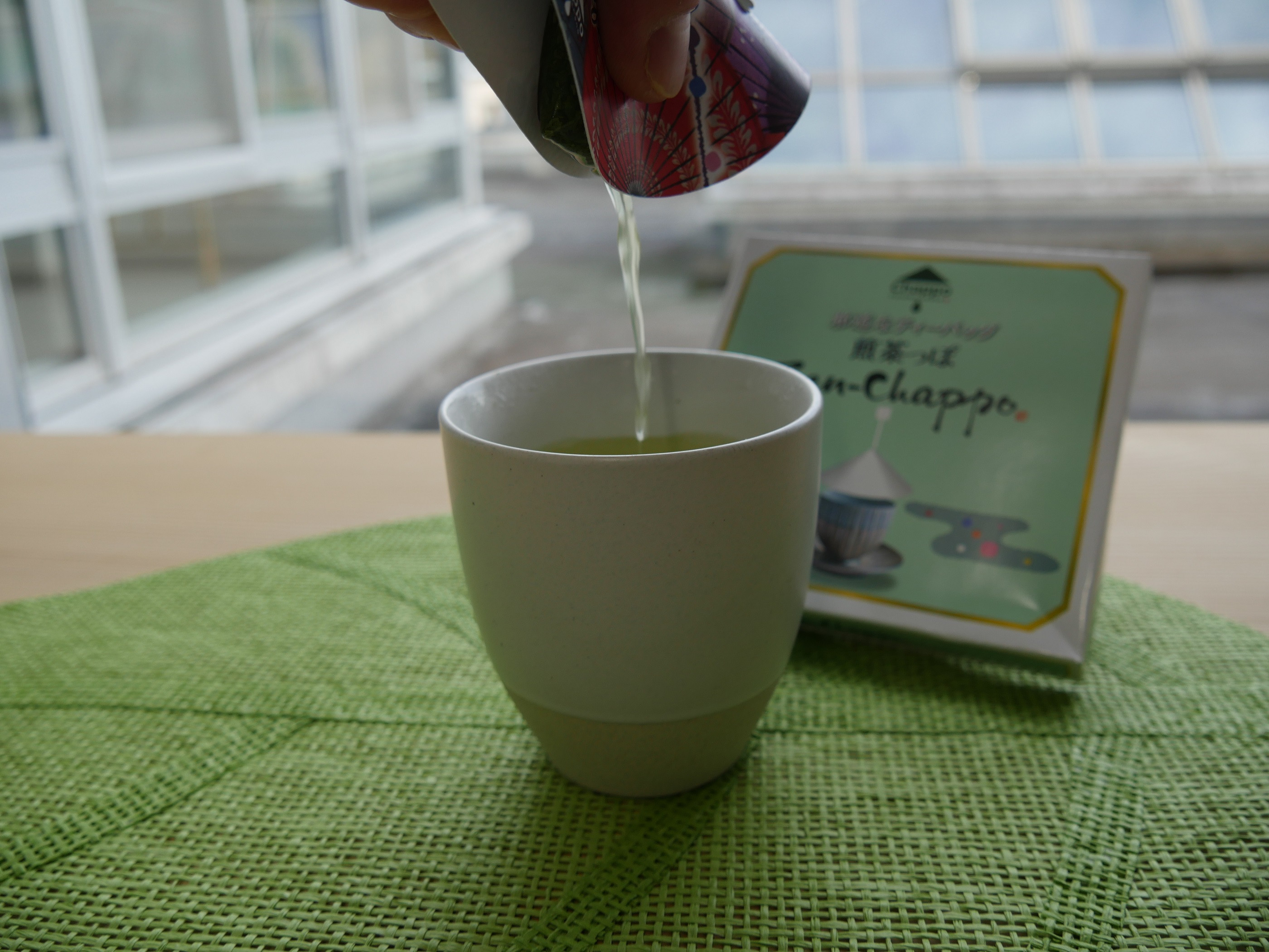 蓋付きティーバッグは、湯呑の蓋としてご利用いただけます。