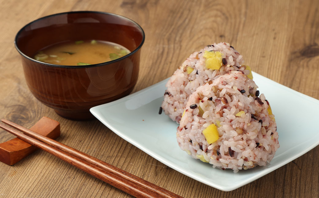 【1ヶ月毎6回定期便】五穀米おにぎり（さつまいも） 15個 計90個