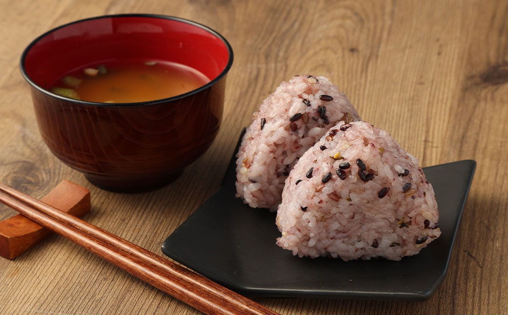 【6ヶ月毎2回定期便】五穀米おにぎり（高菜） 5個×3パック 計30個