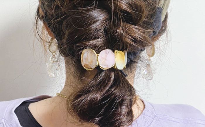 ハンドメイド作家による乙女心くすぐるへアクセサリー